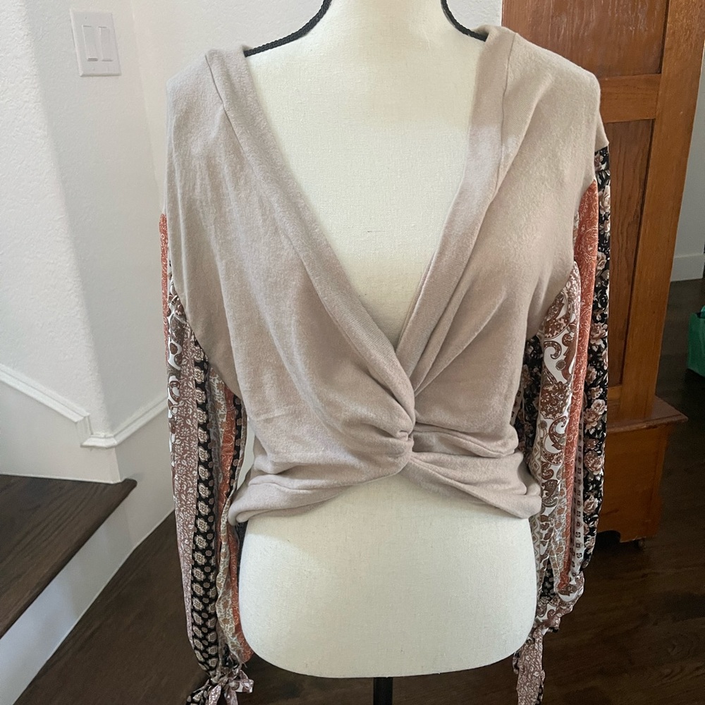 Illa Illa Reverisble Top Large NWT NEW - Picture 8 of 14